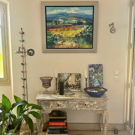 Tricia Bed and Breakfast Κάννες
